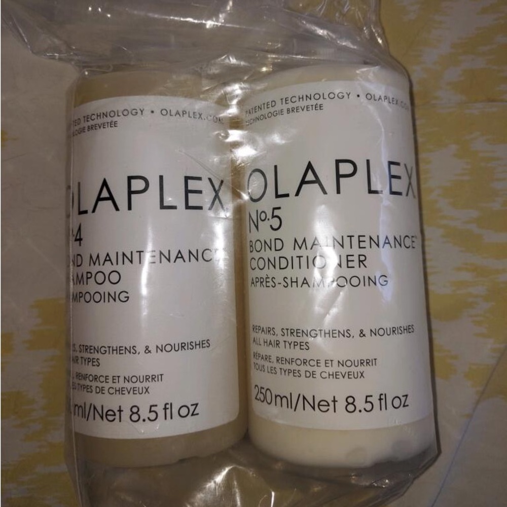BRAND NEW OLAPLEX shampoo and conditioner pair. Sealed FULL SIZE 8.4floz